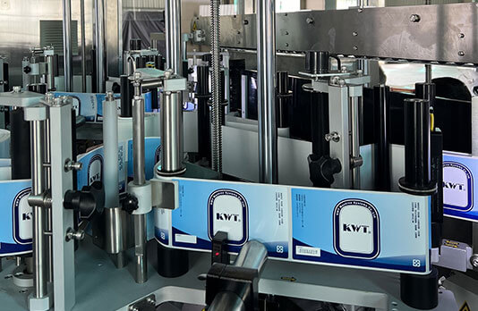 High Speed Non-Stop Labeler – Beer Production Line